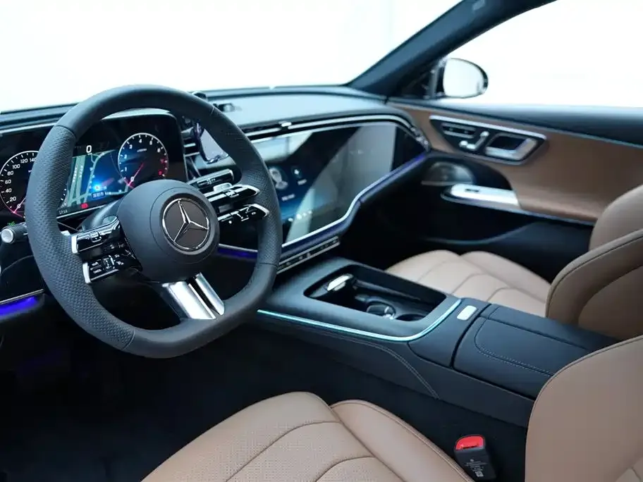 Mercedes-Benz E-Class 2024 из CN, фото 3