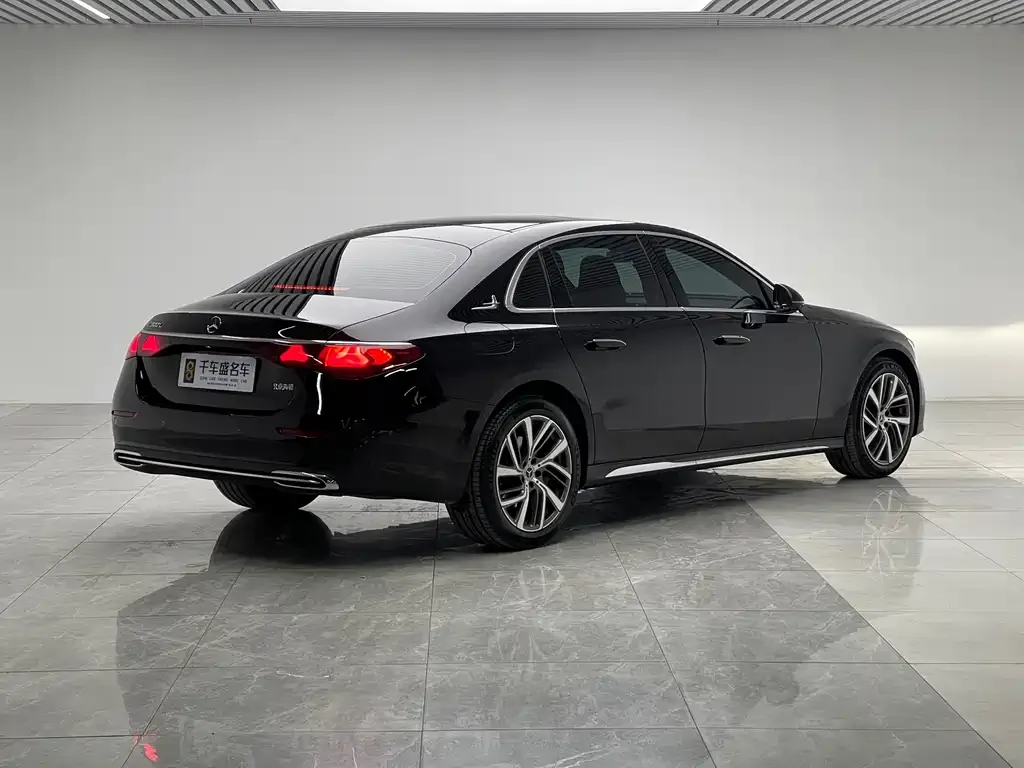 Mercedes-Benz E-Class 2025 из CN, фото 5