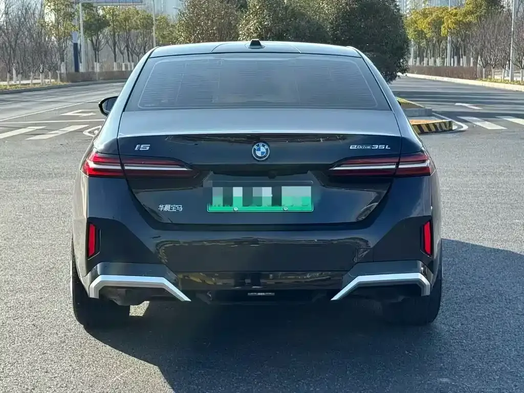 BMW i5 2024 из CN, фото 6