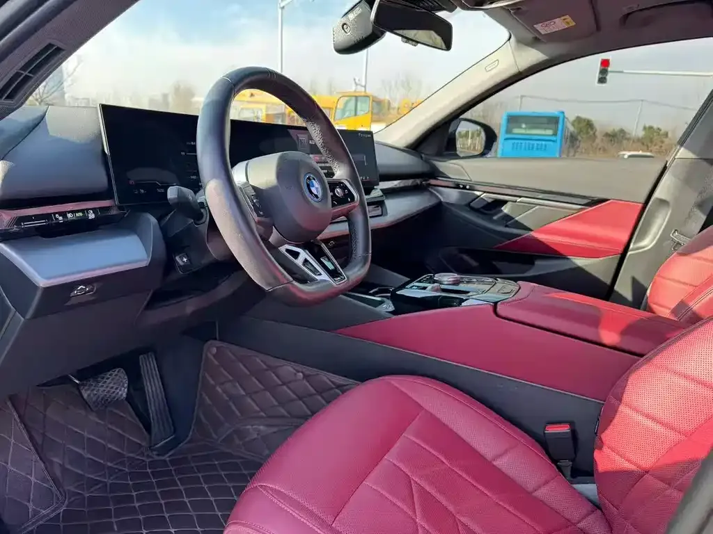 BMW i5 2024 из CN, фото 3