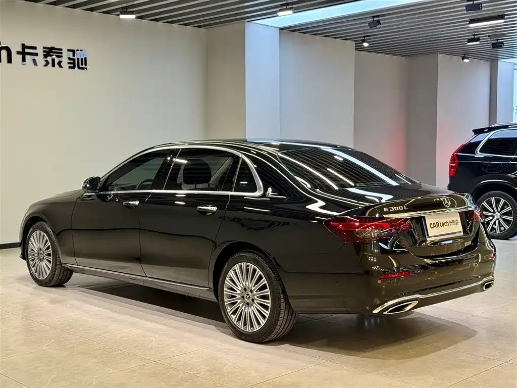 Mercedes-Benz E-Class 2023 из CN, фото 3