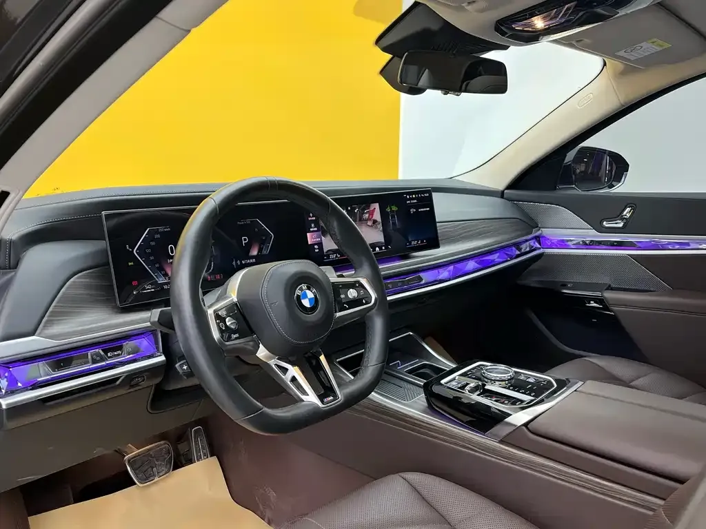 BMW 7 Series 2023 из CN, фото 5