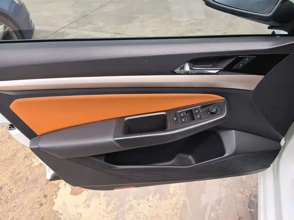 Volkswagen Bora 2024 из CN, фото 9