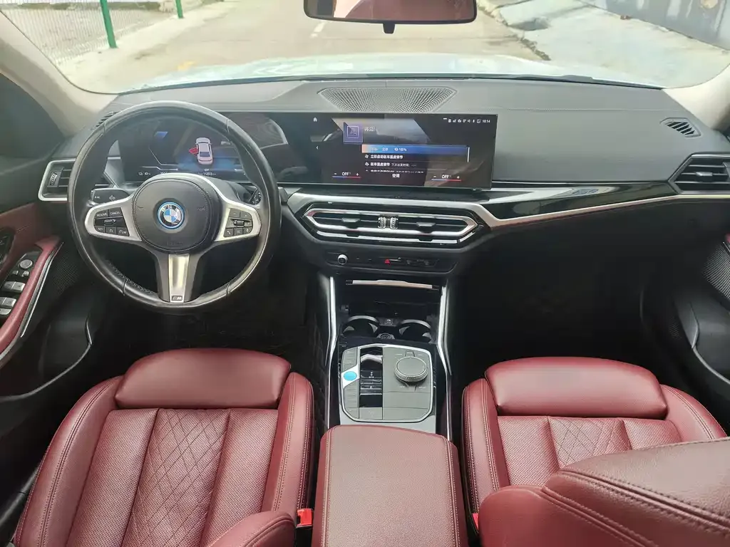 BMW i3 — фото 8