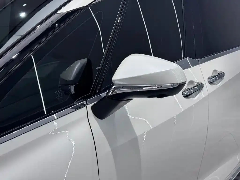 Lexus LM 2025 из CN, фото 3