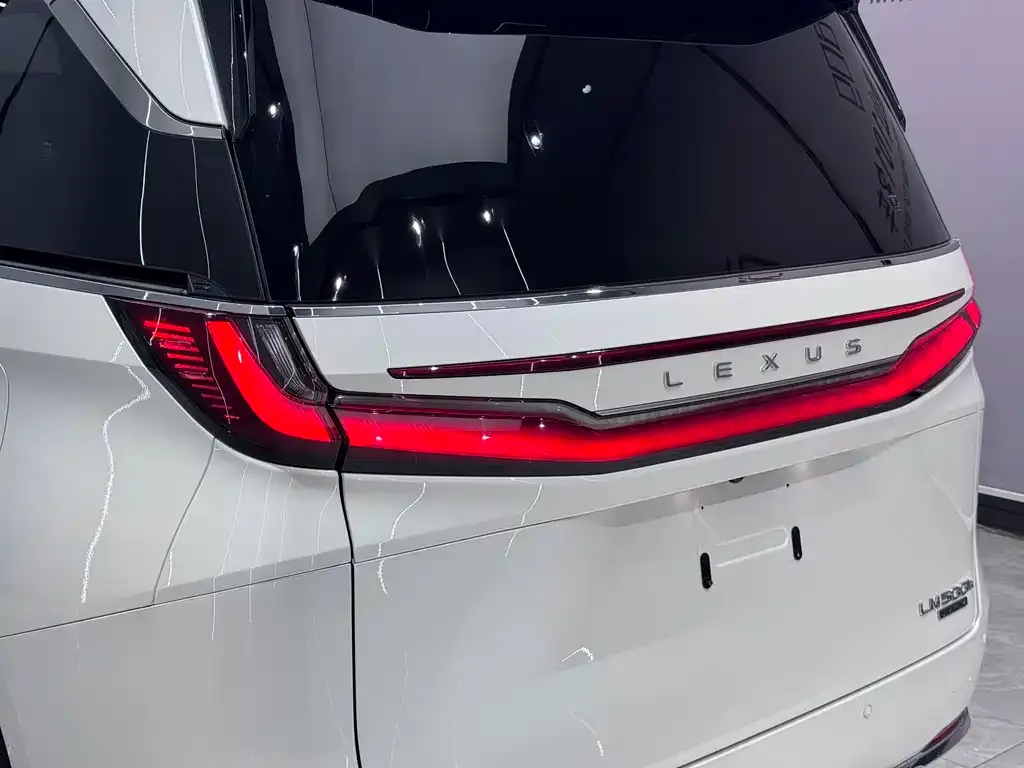 Lexus LM 2025 из CN, фото 6