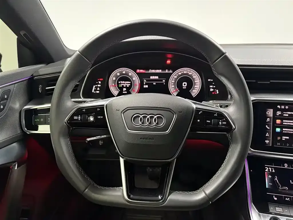 Audi A7L — фото 9