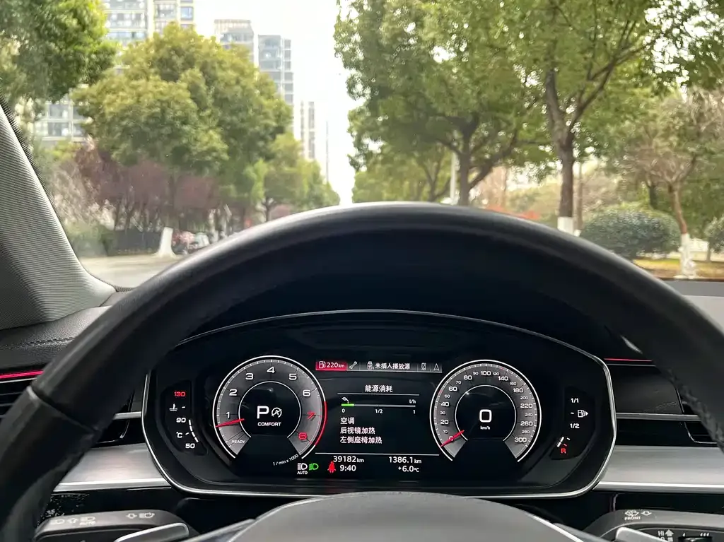 Audi A8 2022 из CN, фото 10