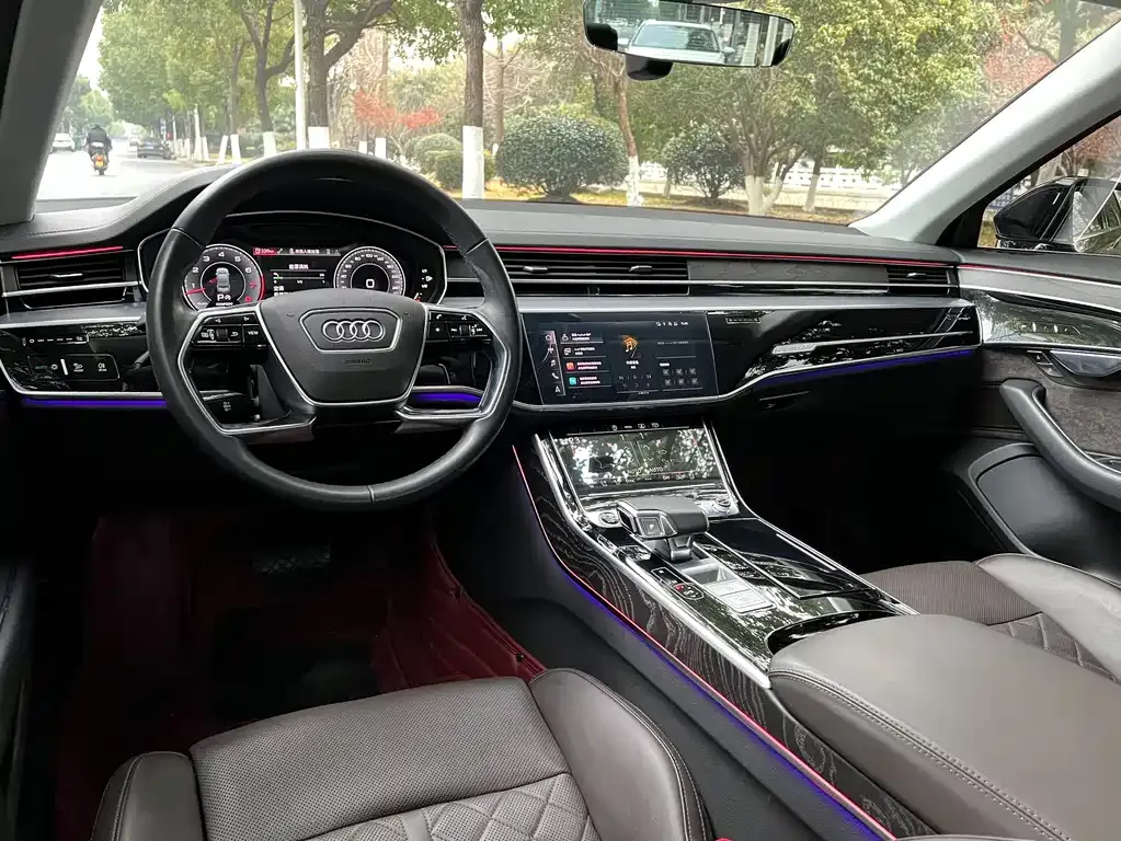 Audi A8 2022 из CN, фото 6