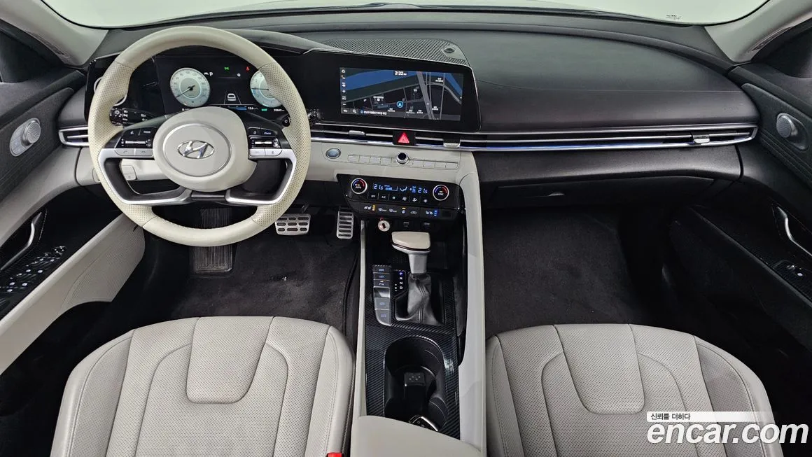 Hyundai AVANTE — фото 3