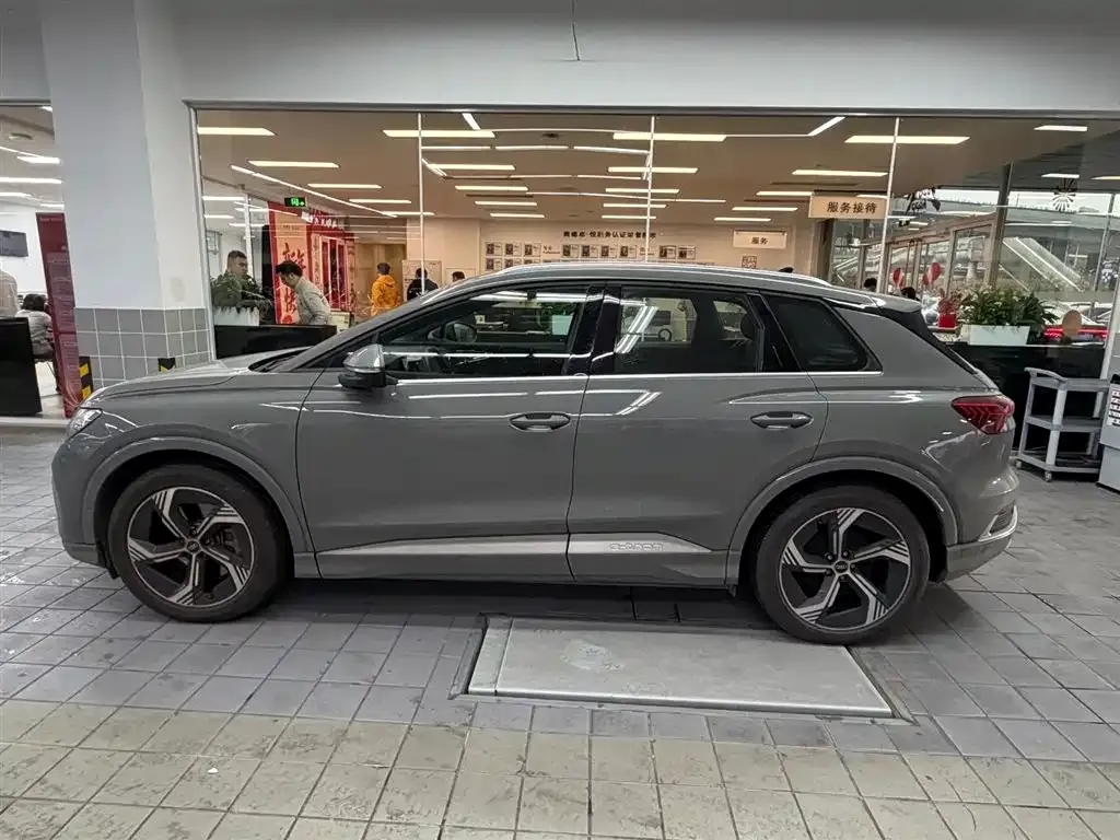 Audi Q4 e-tron 2024 из CN, фото 3