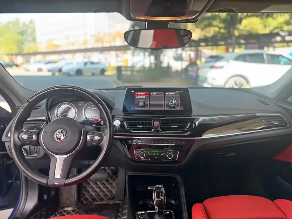BMW 1 Series 2022 из CN, фото 4