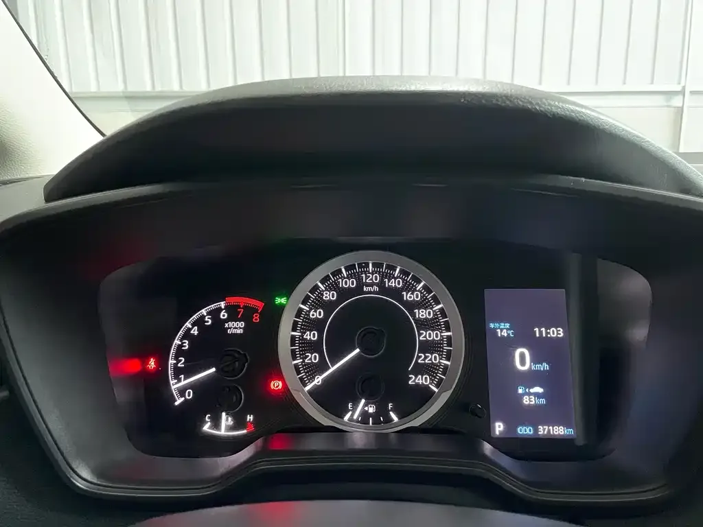 Toyota Corolla 2022 из CN, фото 2
