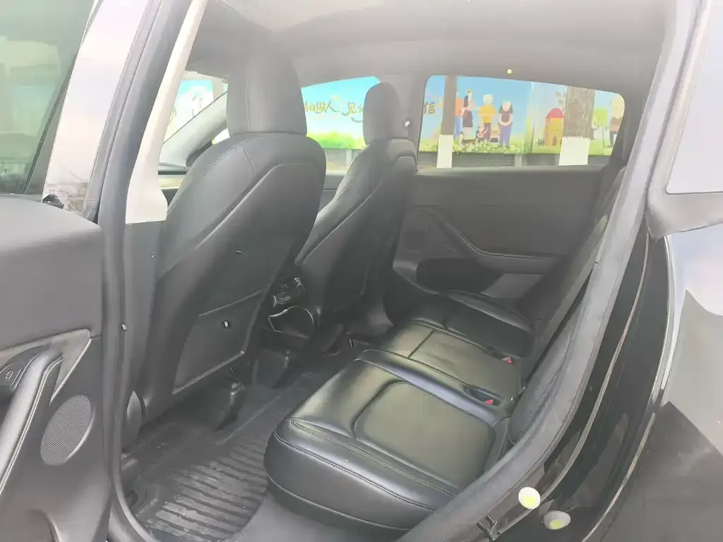 Tesla Model Y 2022 из CN, фото 5