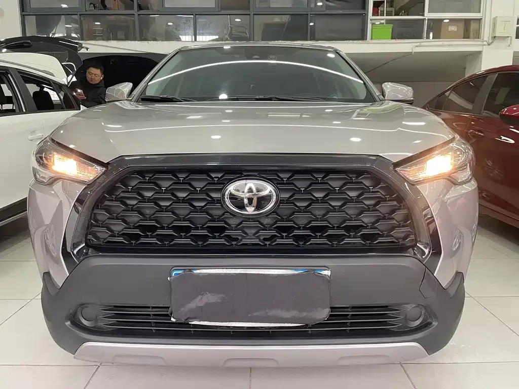 Toyota Corolla Cross 2022 из CN, фото 4