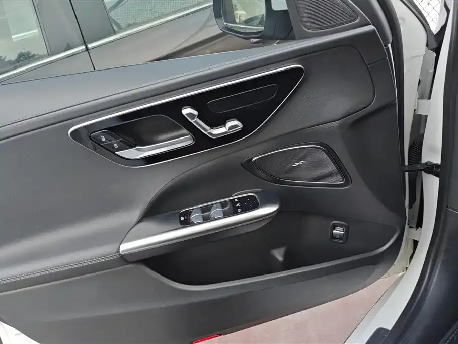 Mercedes-Benz C-Class 2023 из CN, фото 8