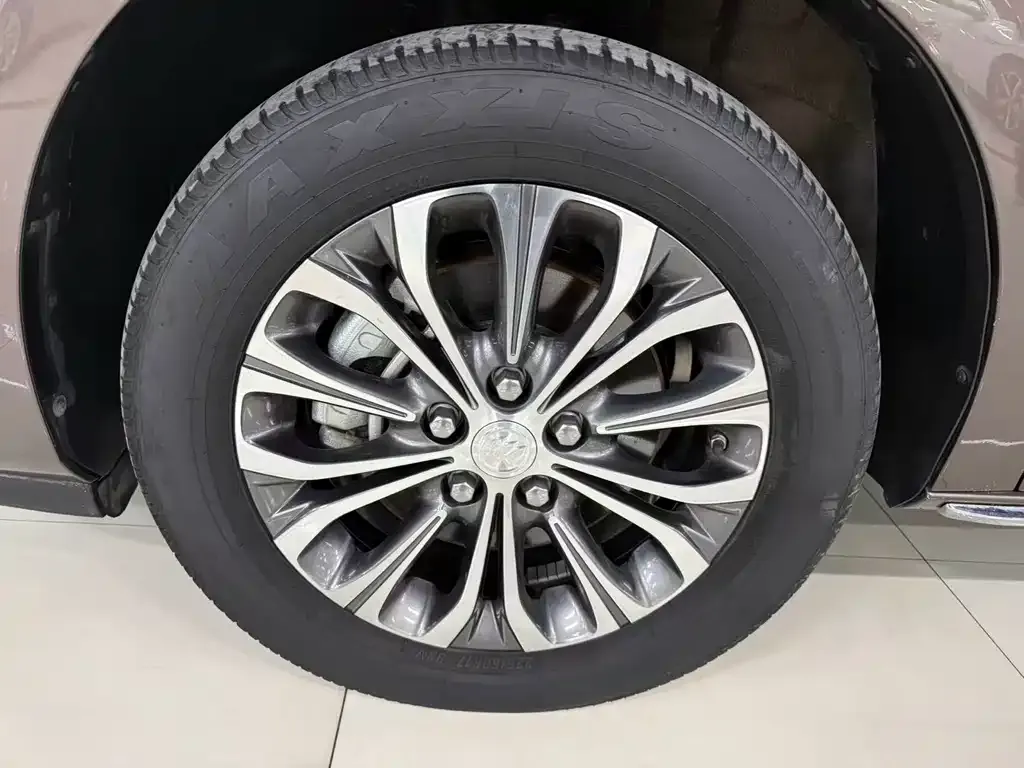 Buick GL8 2023 из CN, фото 8