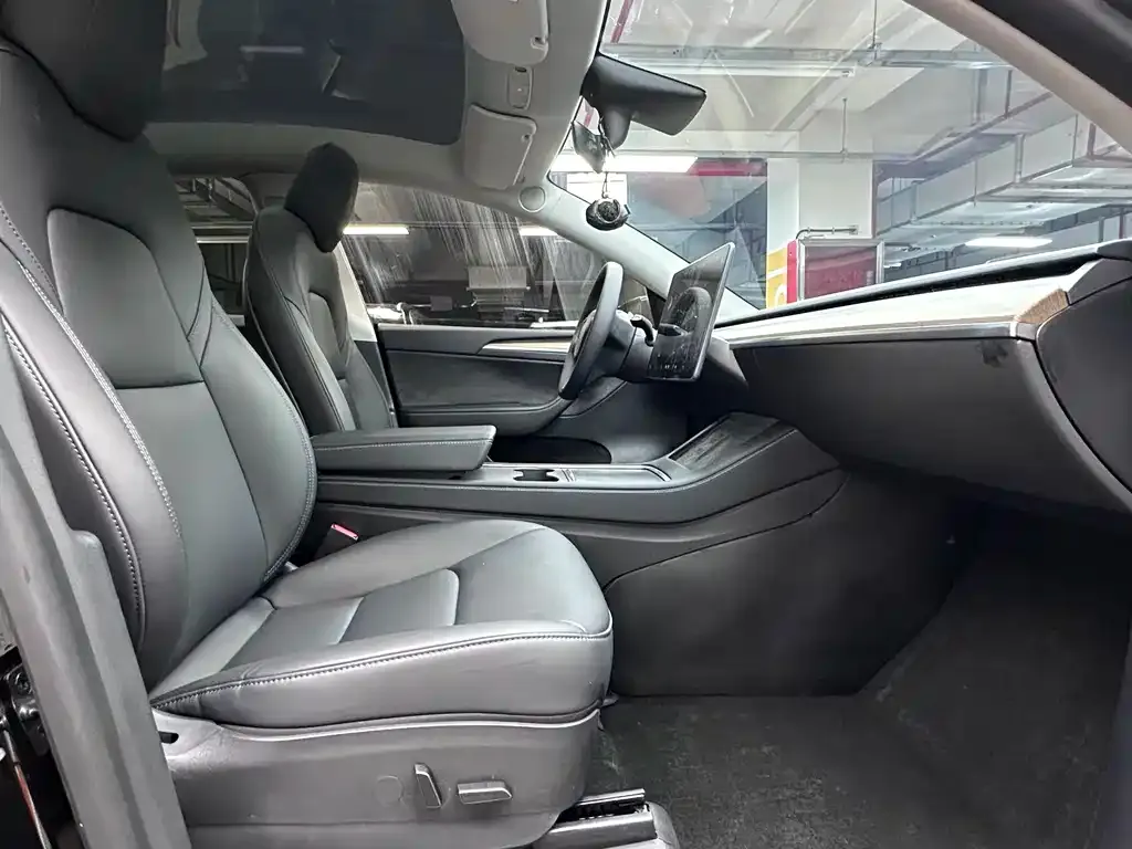 Tesla Model Y 2022 из CN, фото 8