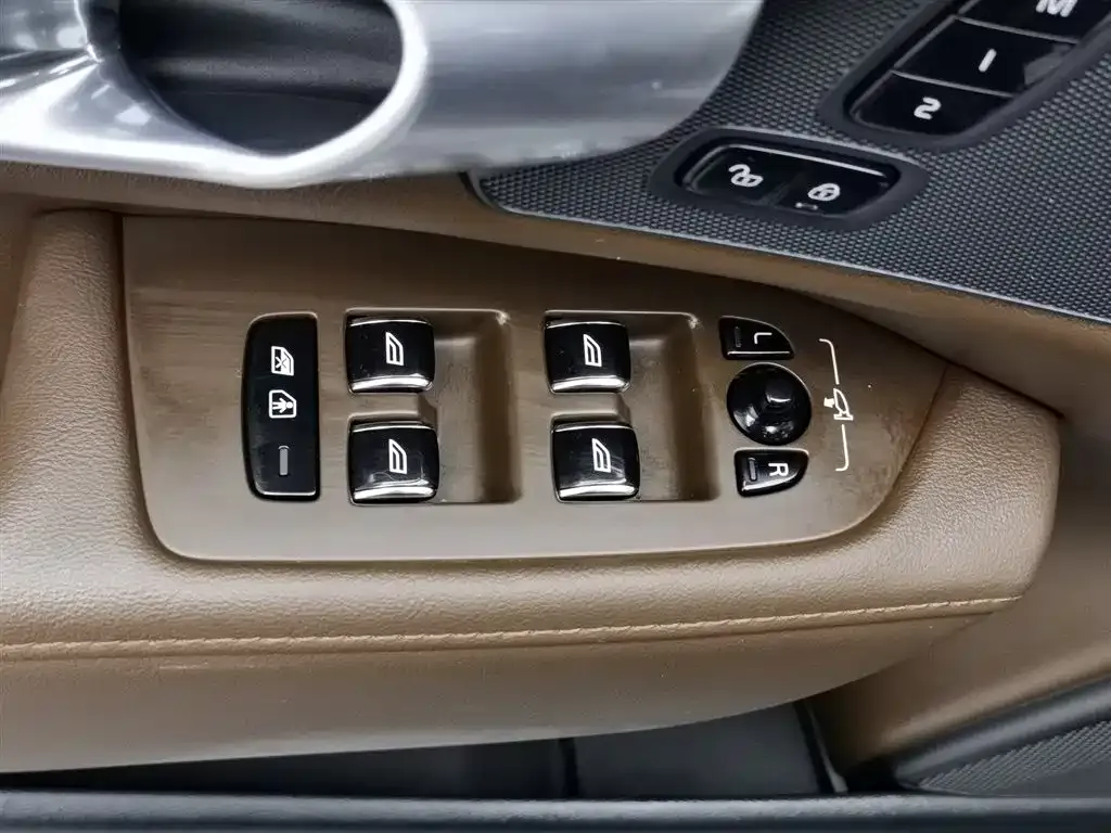 Volvo S90 2023 из CN, фото 7