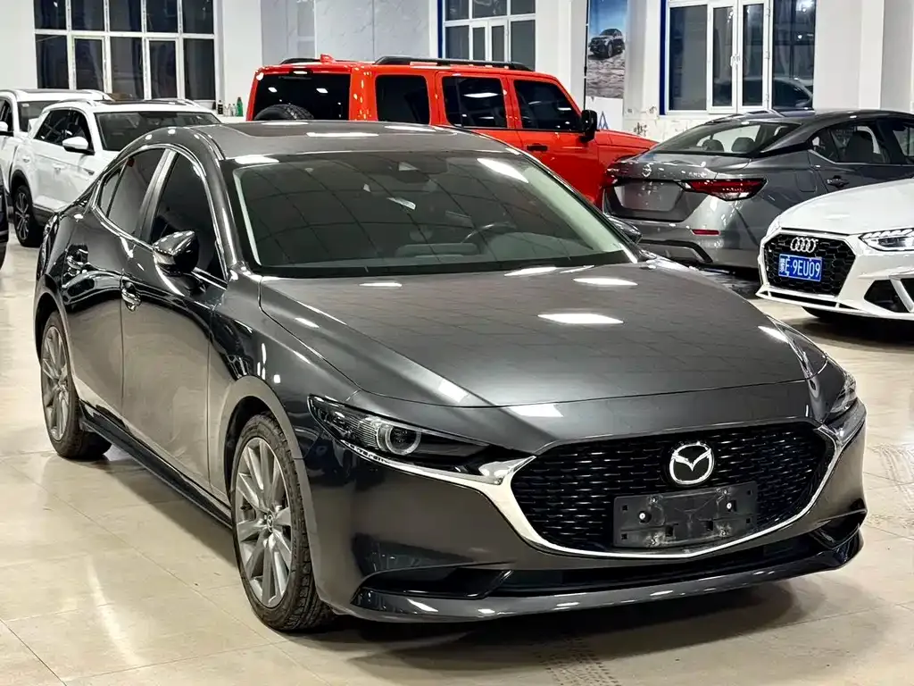 Mazda 3 Axela 2023 из CN, фото 7