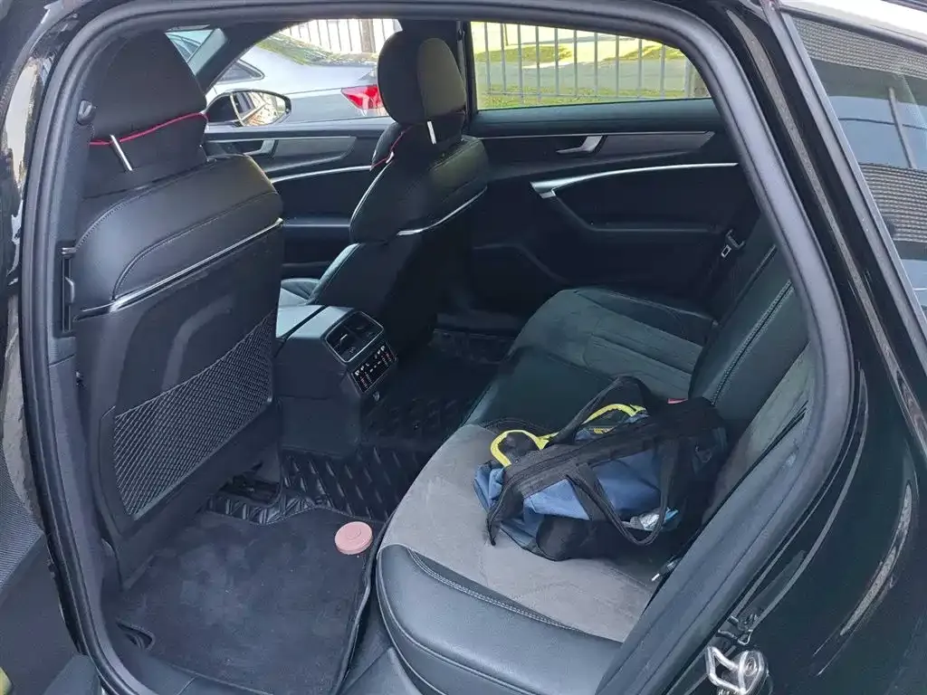 Audi A6L New Energy 2022 из CN, фото 7