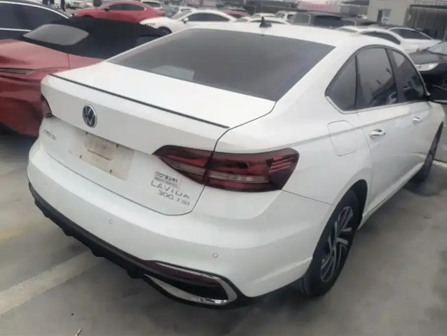 Volkswagen Lavida 2023 из CN, фото 2