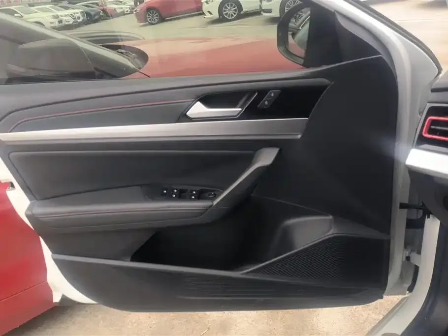 Volkswagen Lavida 2023 из CN, фото 4