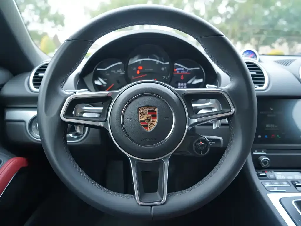 Porsche 718 2025 из CN, фото 7