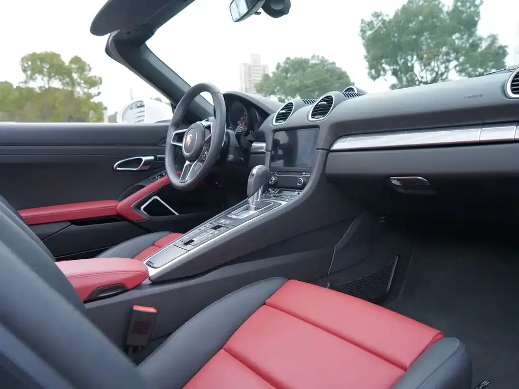 Porsche 718 2025 из CN, фото 4