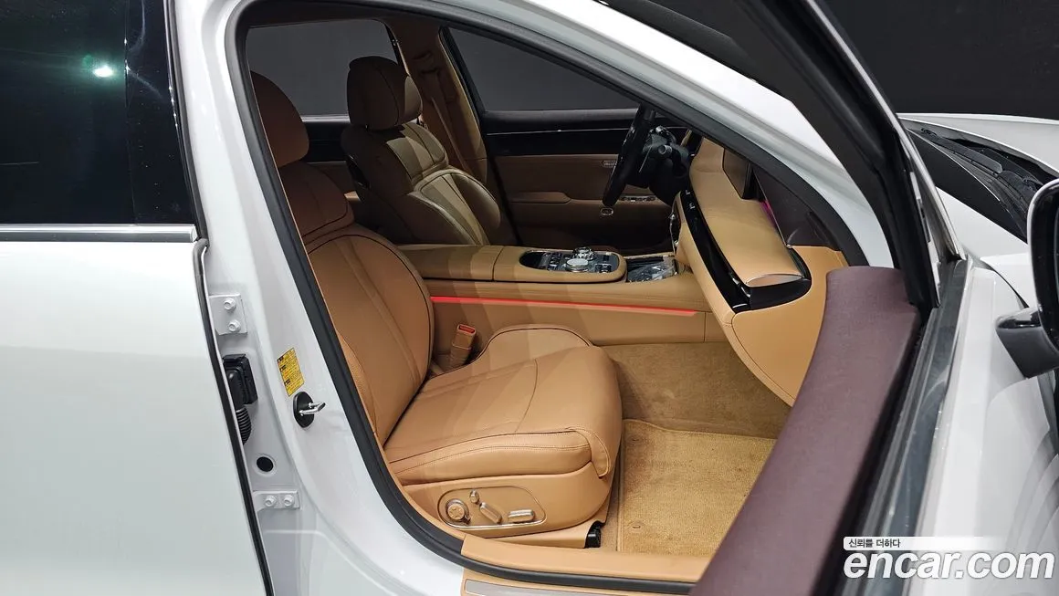 Genesis G90 2023 из KR, фото 8