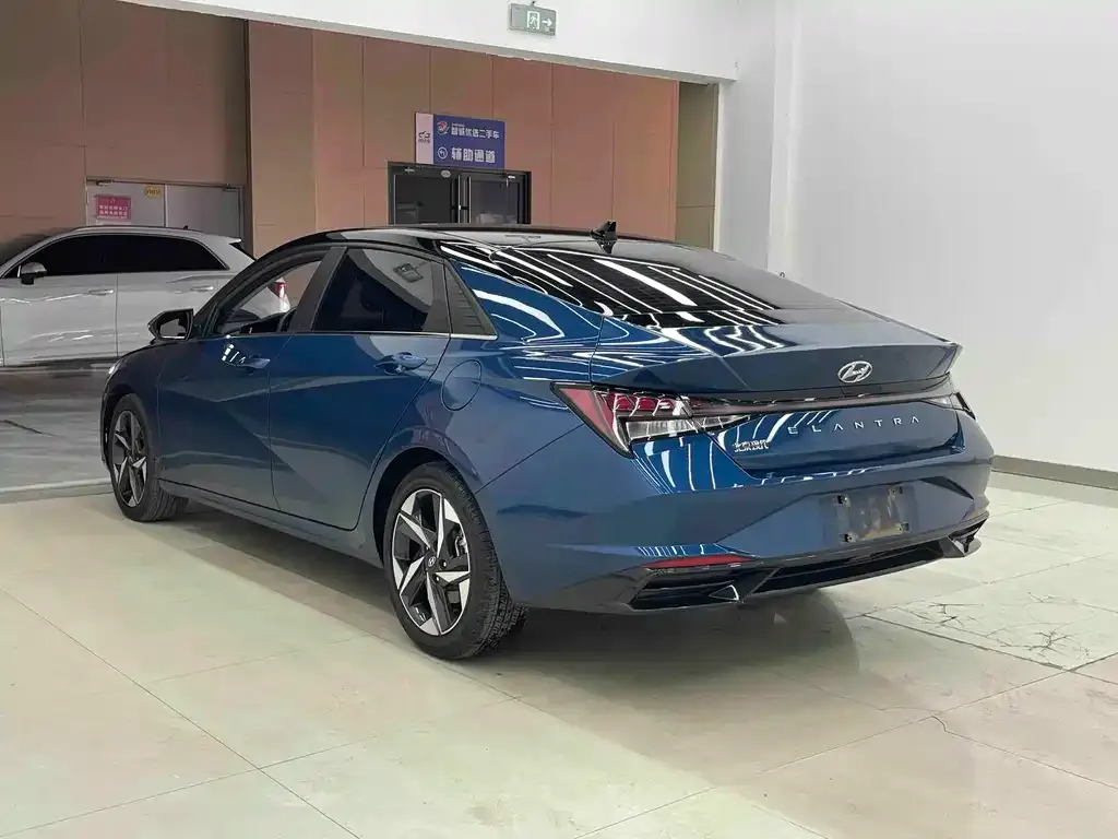 Hyundai Elantra 2022 из CN, фото 8