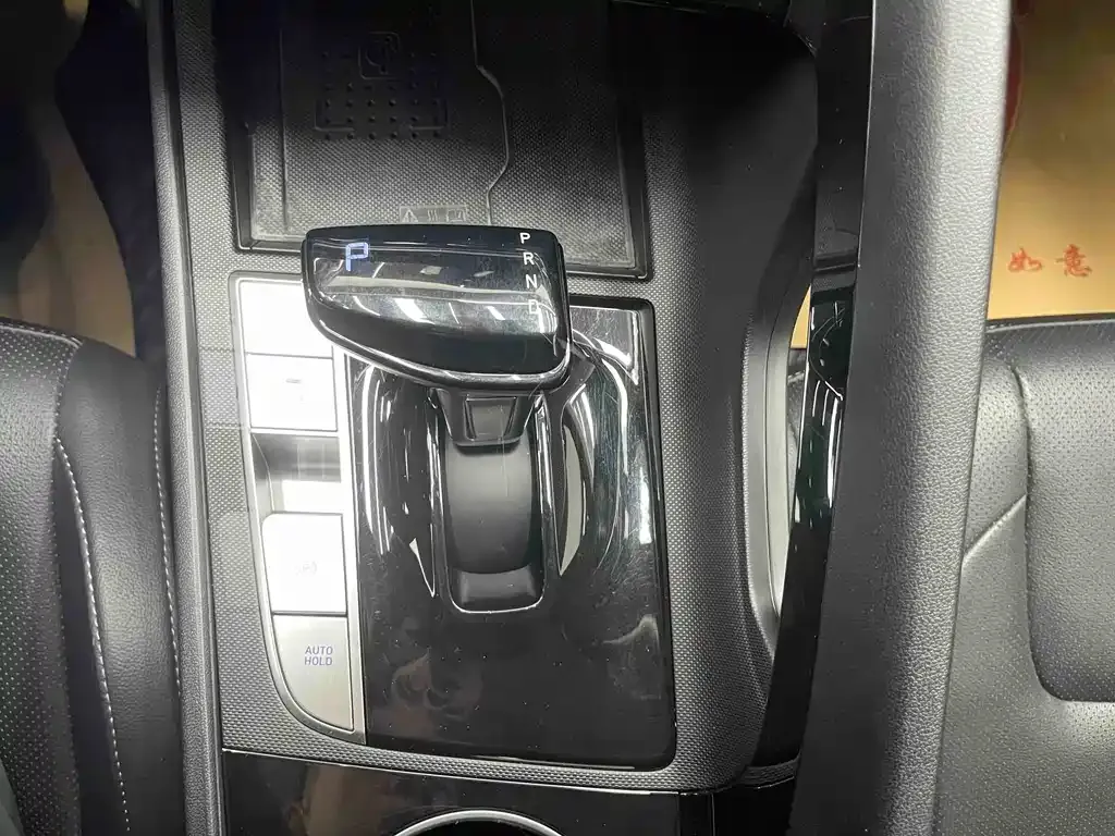 Hyundai Elantra 2022 из CN, фото 9