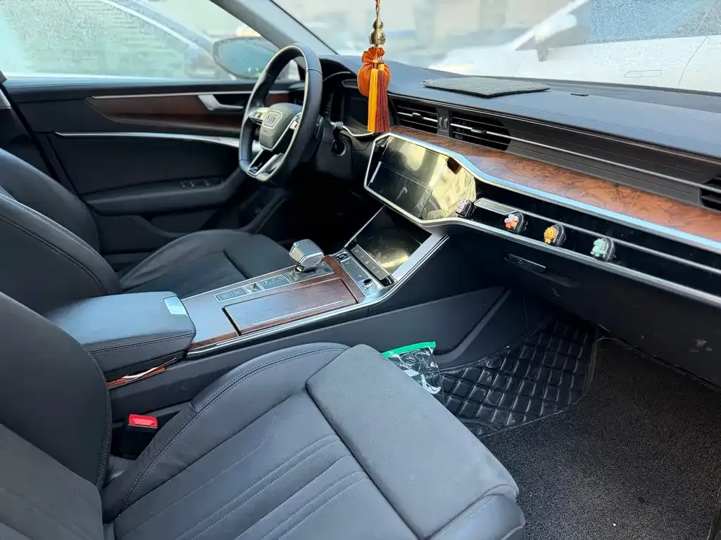 Audi A6 (Import) 2022 из CN, фото 3
