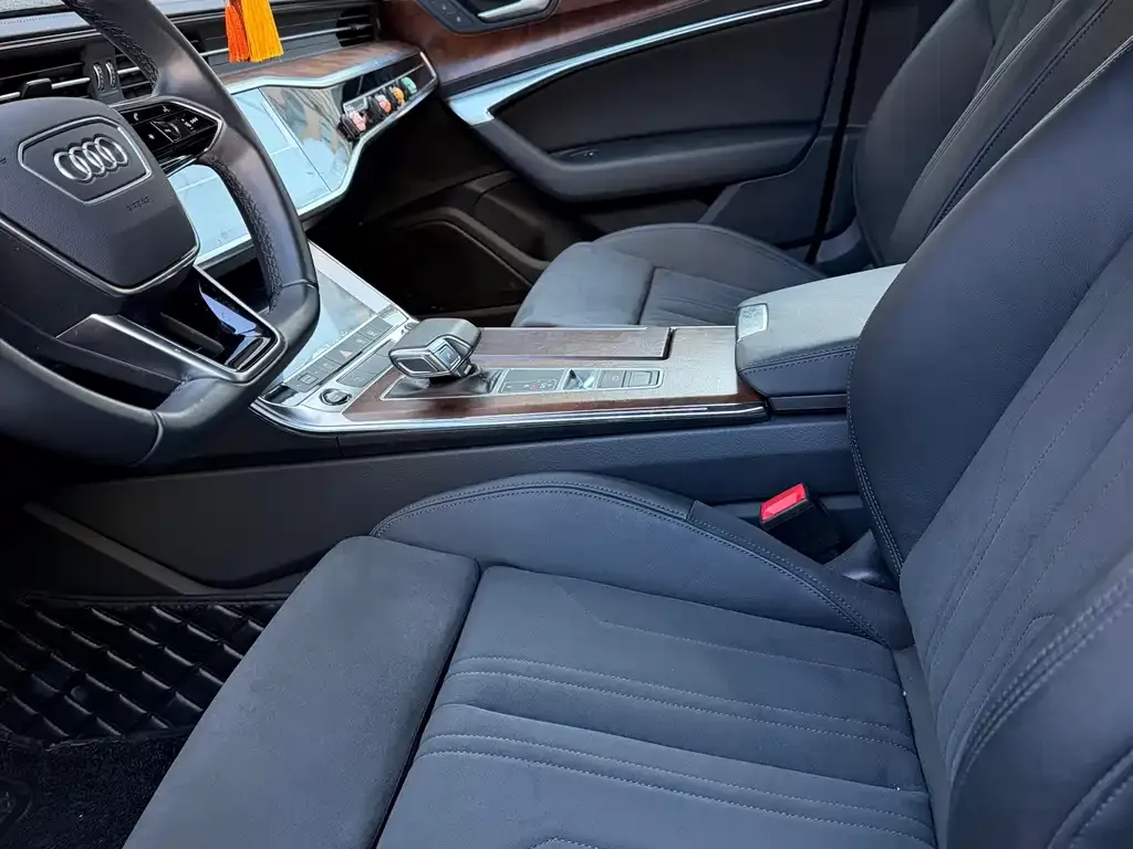 Audi A6 (Import) 2022 из CN, фото 4