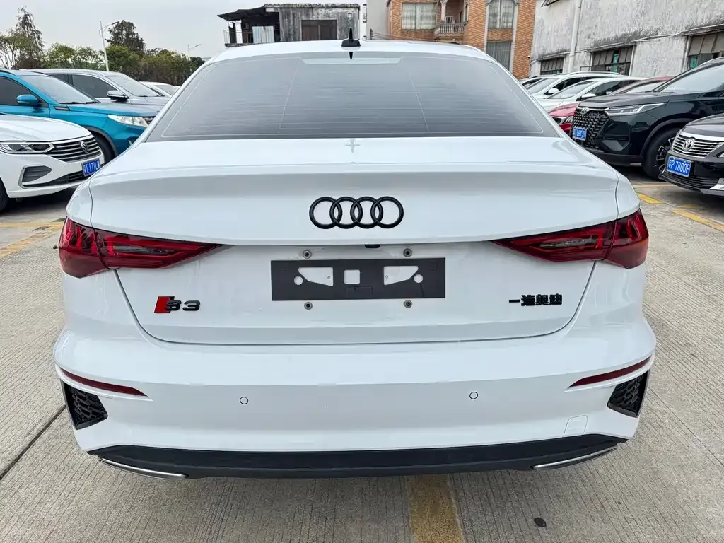 Audi A3 2021 из CN, фото 3