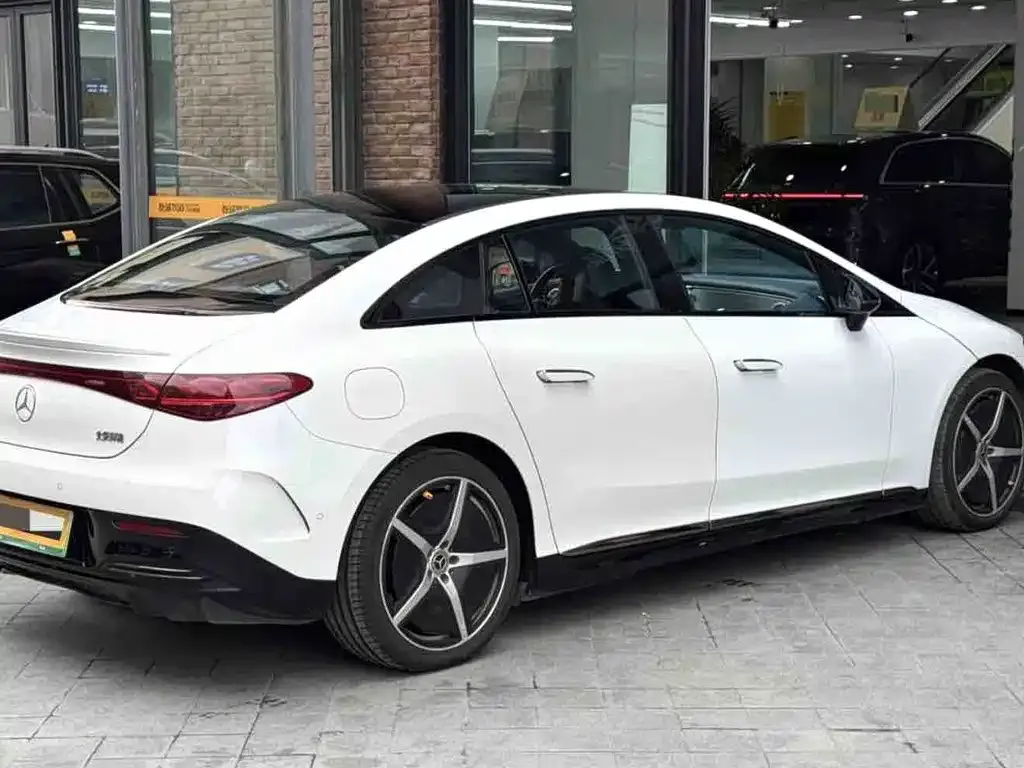 Mercedes-Benz EQE 2022 из CN, фото 7