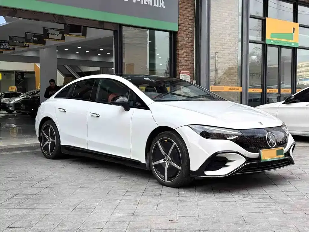Mercedes-Benz EQE 2022 из CN, фото 3