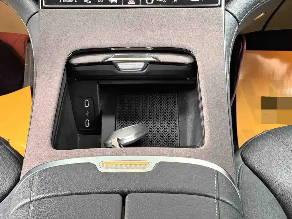 Mercedes-Benz EQE 2022 из CN, фото 8