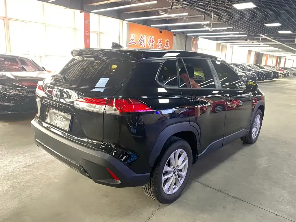 Toyota Corolla Cross 2025 из CN, фото 2