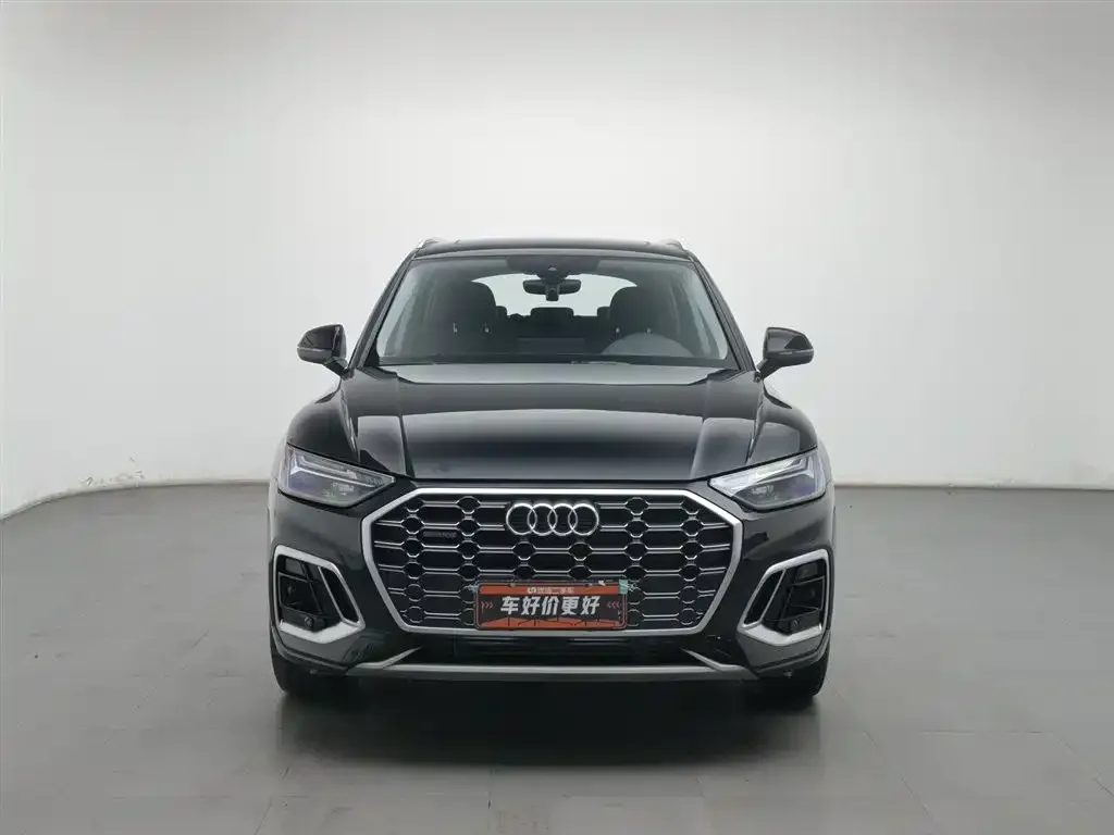 Audi Q5L 2022 из CN, фото 2