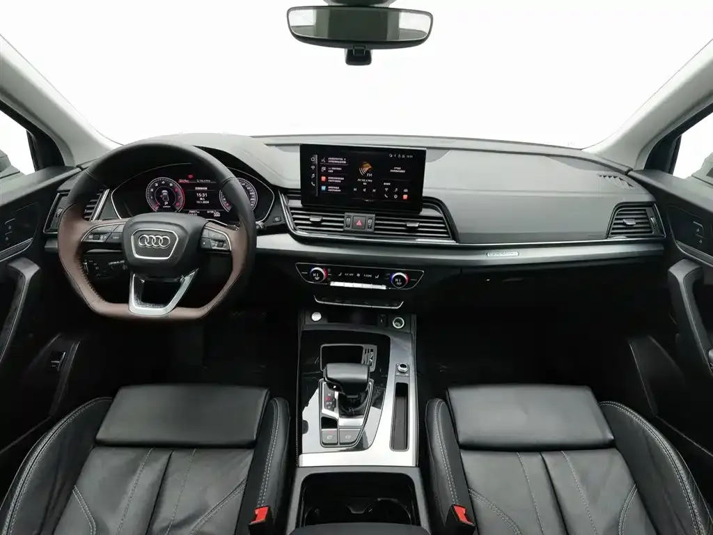 Audi Q5L 2022 из CN, фото 6