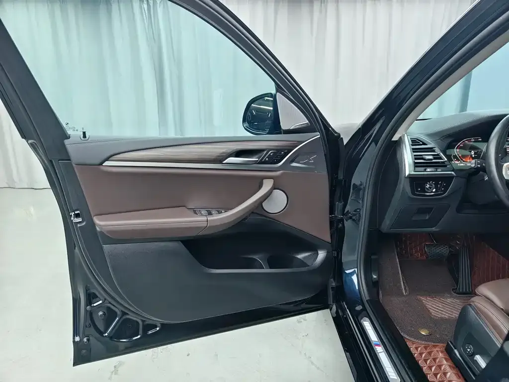 BMW X3 2023 из CN, фото 9