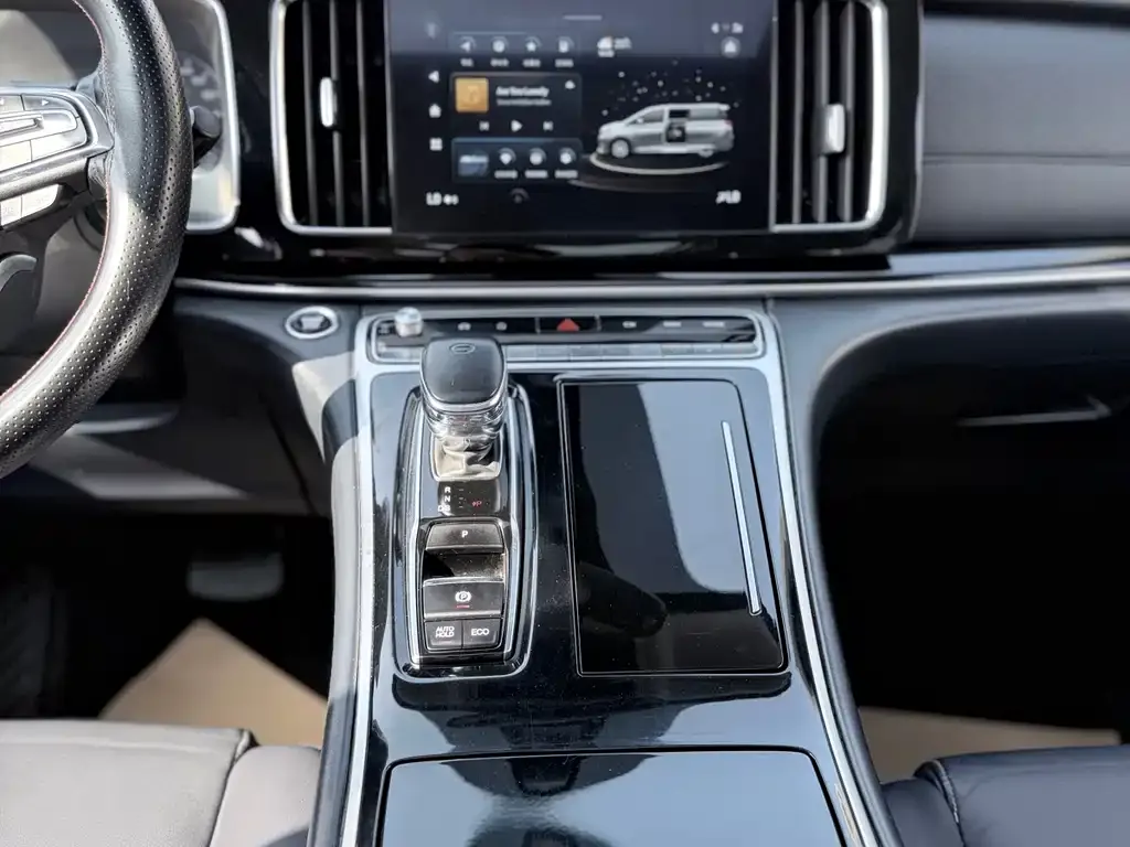 GAC Motor Trumpchi M8 — фото 8