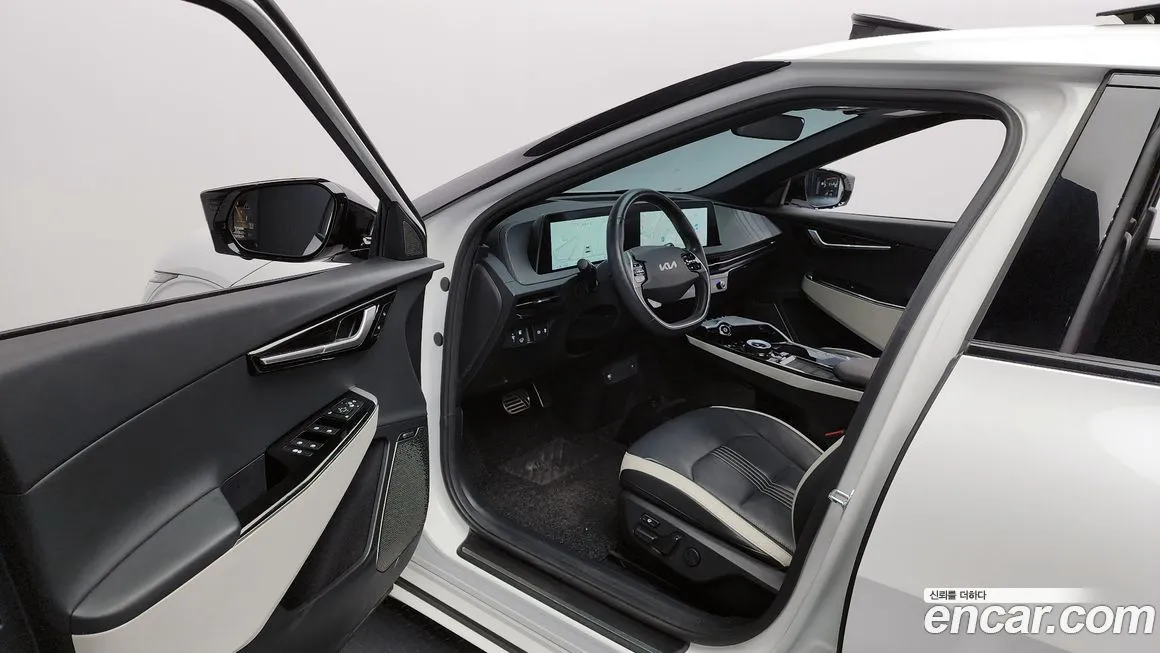 Kia EV6 2023 из KR, фото 9
