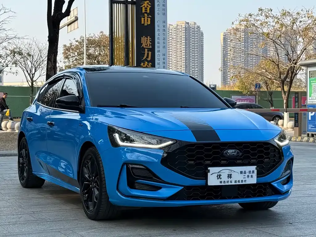Ford Focus 2022 из CN, фото 3
