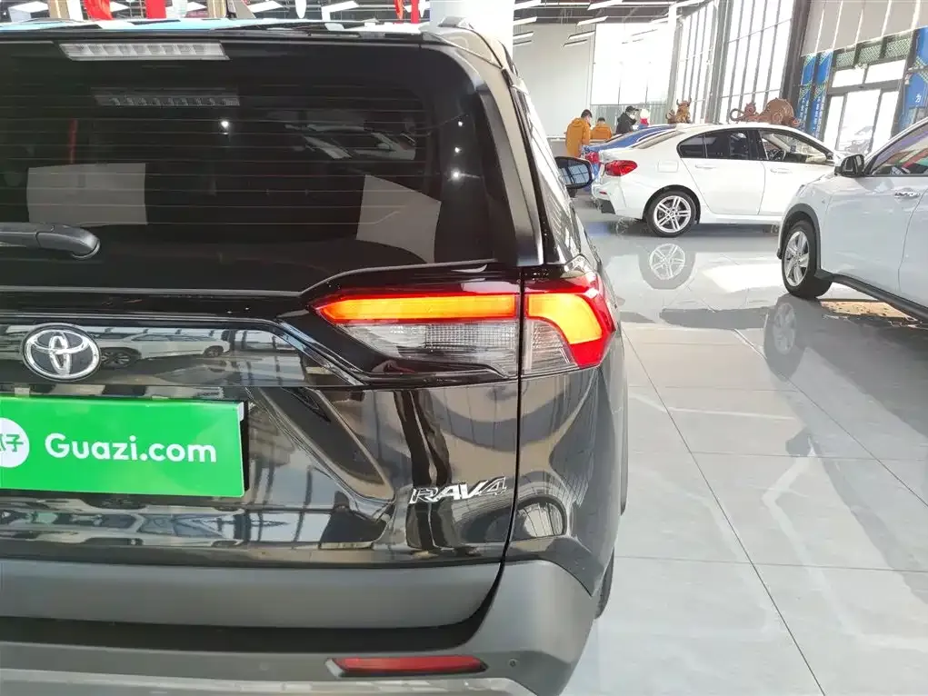 Toyota RAV4 2022 из CN, фото 6