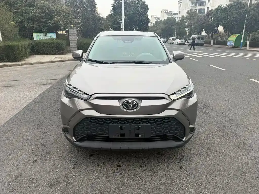Toyota Frontlander 2023 из CN, фото 1