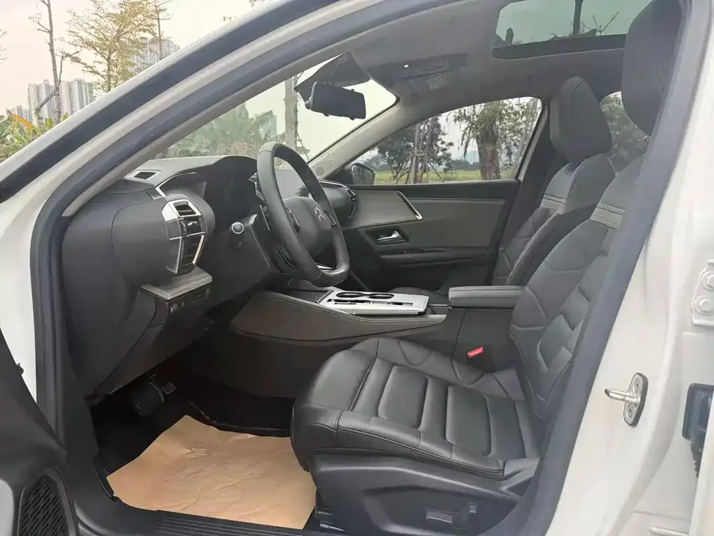 Citroen C5 X 2023 из CN, фото 9