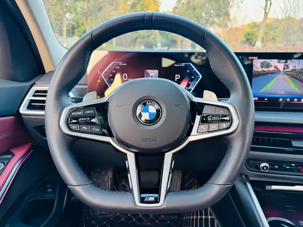 BMW 3 Series 2025 из CN, фото 2