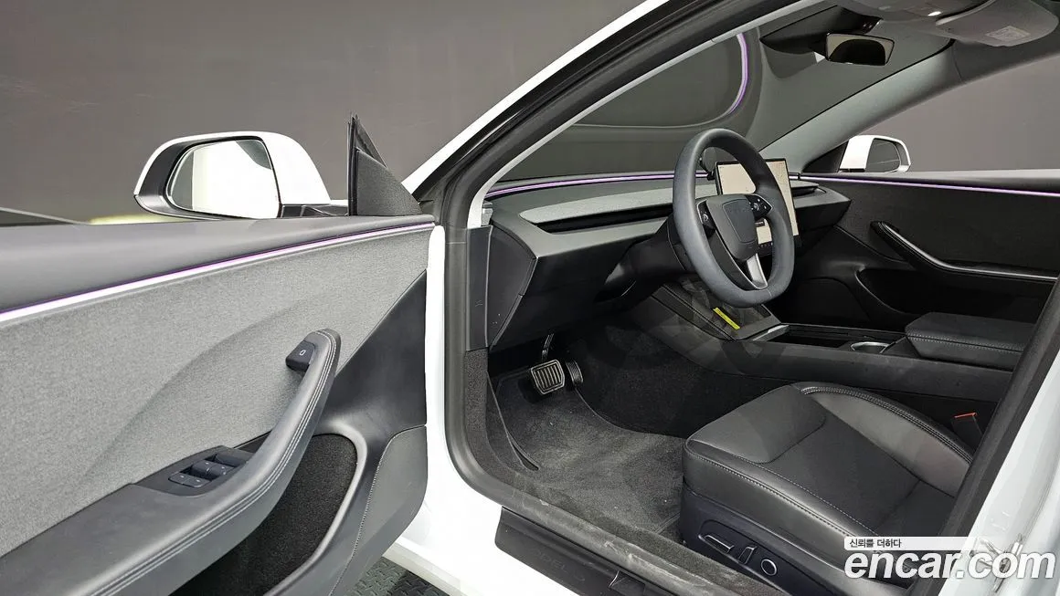 Tesla Model 3 — фото 4